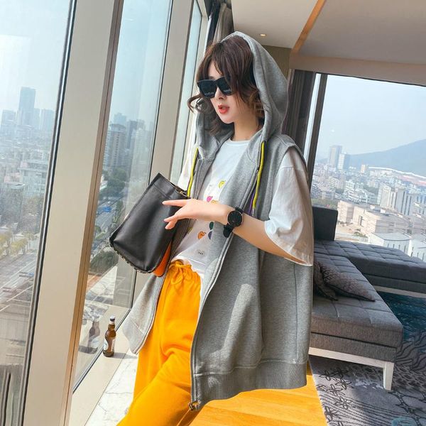 women's vests 2021 women spring vintage loose sleeveless vest lady pockets hooded zipper waistcoat female casual solid plus size i877, Black;white
women's vests 2021 women spring vintage loose sleeveless vest lady pockets hooded zipper waistcoat female casual solid plus size i877, Black;white