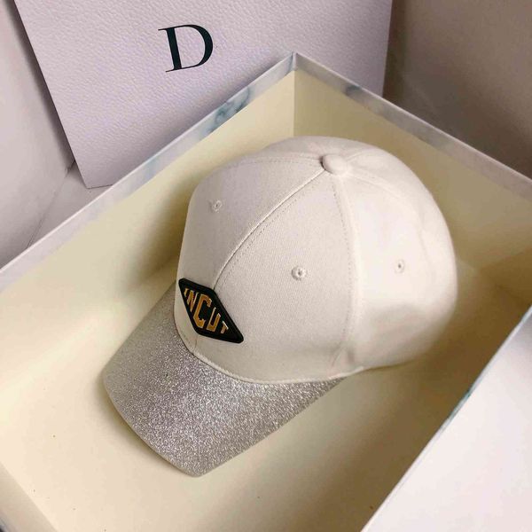 usa style square brim baseball new letter sequin cap in spring and summer, Black;white
usa style square brim baseball new letter sequin cap in spring and summer, Black;white