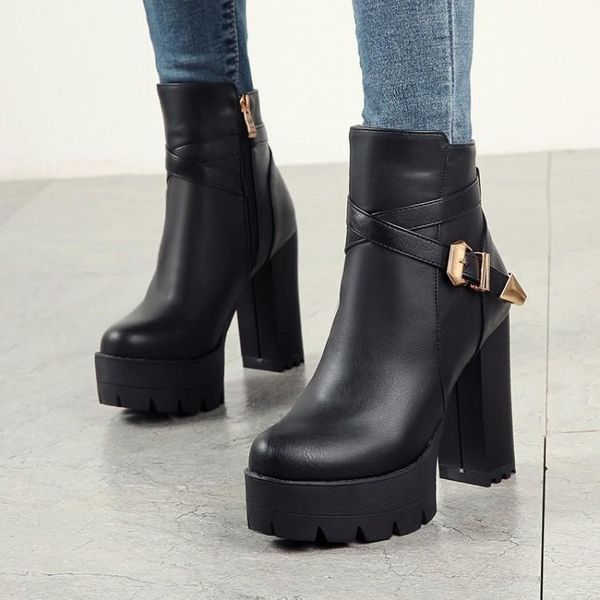 boots 2021 autumn and winter fashion thick heels short women's soled waterproof platform black large
boots 2021 autumn and winter fashion thick heels short women's soled waterproof platform black large