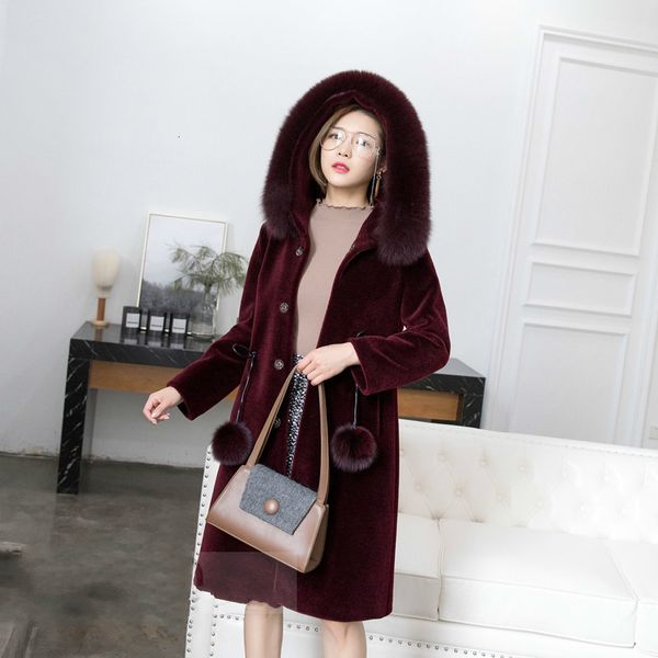 jacket of winter the fake women sheep shearing female woolen plus size coat with hood fox fur collar chaqueta mujer kj520 jte6, Black
jacket of winter the fake women sheep shearing female woolen plus size coat with hood fox fur collar chaqueta mujer kj520 jte6, Black