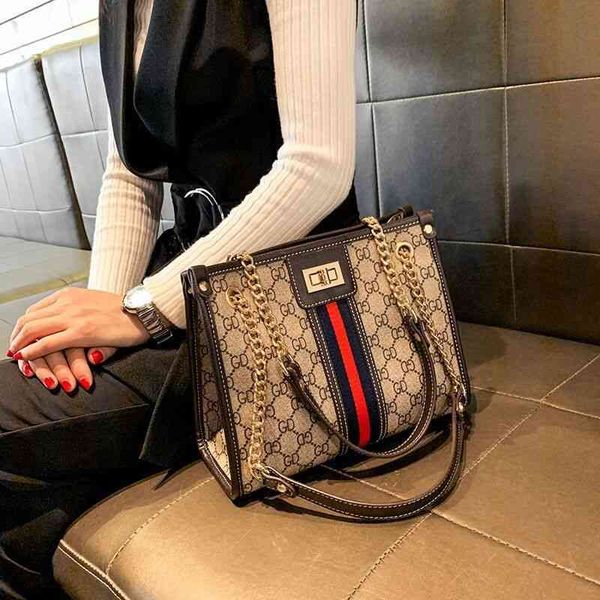 2022 factory wholesale advanced sense women's high capacity shoulder bag in autumn and winter of
2022 factory wholesale advanced sense women's high capacity shoulder bag in autumn and winter of