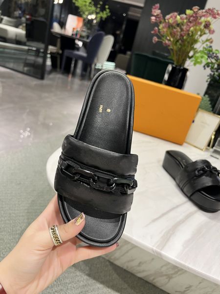 elastic and comfortable summer casual shoes women beach thick-soled sandals slippers sunset flat-bottomed comfortable muller lazy black chai 
elastic and comfortable summer casual shoes women beach thick-soled sandals slippers sunset flat-bottomed comfortable muller lazy black chai