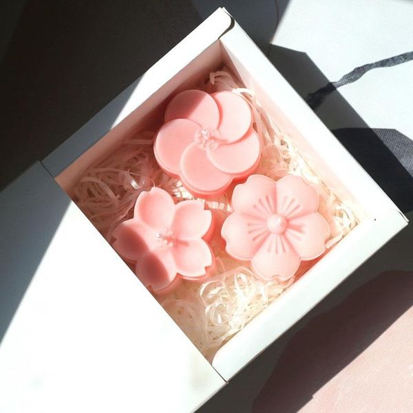 craft tools 3pcs /set cherry blossom shape silicone mold sakura flowers candle making molds car plaster decoration
craft tools 3pcs /set cherry blossom shape silicone mold sakura flowers candle making molds car plaster decoration