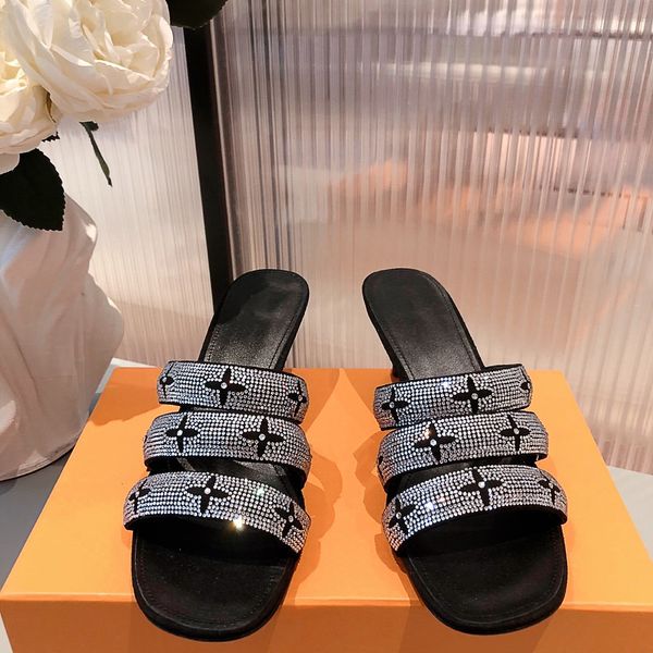 2021 womens slippers women slides slipper summer sexysandals luxurys designers bright pieces genuine leather platform sandal women flats fas, Black
2021 womens slippers women slides slipper summer sexysandals luxurys designers bright pieces genuine leather platform sandal women flats fas, Black