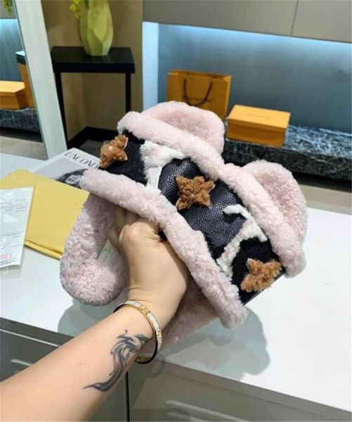 classic women's casual slippers maomao sandals fashion wool sandal women warm slipper famous ladies winter designer real fur shoes v906, Black
classic women's casual slippers maomao sandals fashion wool sandal women warm slipper famous ladies winter designer real fur shoes v906, Black
