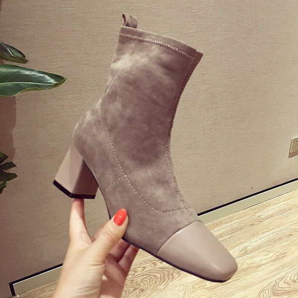 2022 chelsea boots women flock leather shoes fashion ladies med heel ankle boots new arrivals, Black
2022 chelsea boots women flock leather shoes fashion ladies med heel ankle boots new arrivals, Black