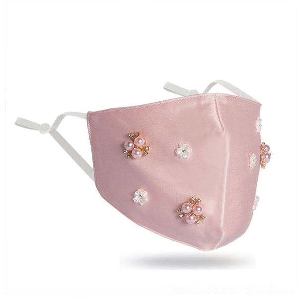 HSA3 2021 designer masks fashion skin women's protective diamond diamond dust silk cotton thickened protective mask
HSA3 2021 designer masks fashion skin women's protective diamond diamond dust silk cotton thickened protective mask