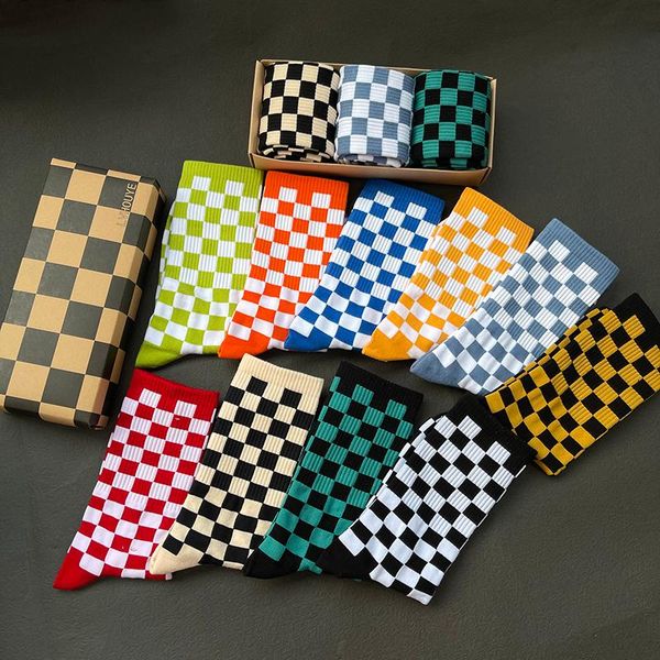 men's socks men checkerboard print harajuku fashion check street sports skateboard couples geometric hip hop 3 prc/box, Black
men's socks men checkerboard print harajuku fashion check street sports skateboard couples geometric hip hop 3 prc/box, Black