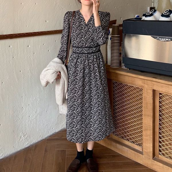 dresses spring women new v-neck lace up waist slim fit long sleeve mid-calf dresses full screen floral dress, Black;gray
dresses spring women new v-neck lace up waist slim fit long sleeve mid-calf dresses full screen floral dress, Black;gray