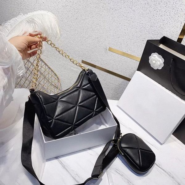 hobo bag hip hop chain padded triangle crossbody fashion designer two pieces set cross body messenger bags women handbag 4 color options lea
hobo bag hip hop chain padded triangle crossbody fashion designer two pieces set cross body messenger bags women handbag 4 color options lea