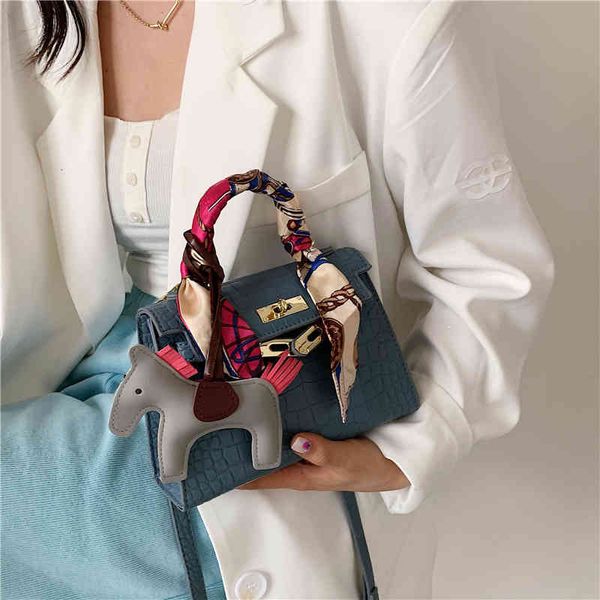 2021 new texture solid color diana bag net red simple fashion women's street single shoulder bag messenger bag fashion
2021 new texture solid color diana bag net red simple fashion women's street single shoulder bag messenger bag fashion