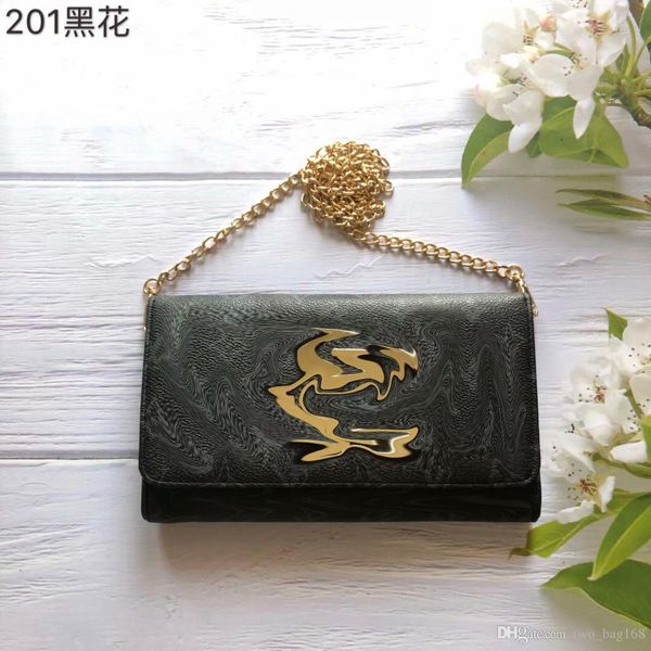 2021 brand vintage designer hobo women shoulder bag silver chain bags tote clutchbag handbag with removable chains
2021 brand vintage designer hobo women shoulder bag silver chain bags tote clutchbag handbag with removable chains