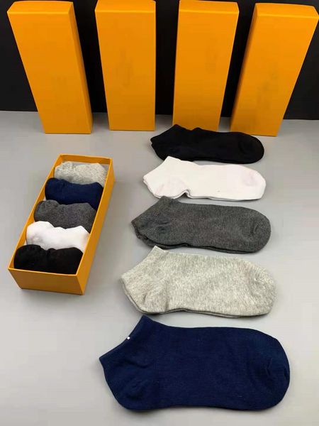 2021 men's and women's socks 5 pairs of luxury sports winter mesh monogram printed embroidery with box, Black
2021 men's and women's socks 5 pairs of luxury sports winter mesh monogram printed embroidery with box, Black