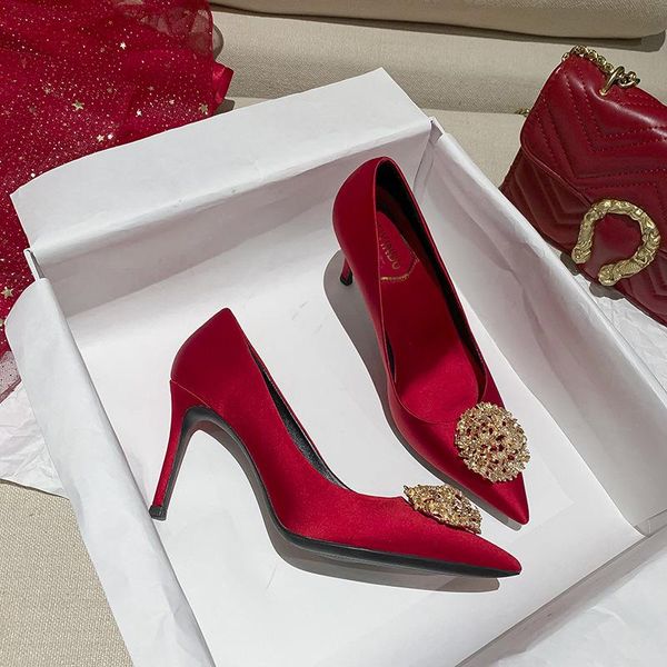 dress shoes 31-43 size bridal wedding women 2021 pumps rhinestone pointed red high heels stiletto woman, Black
dress shoes 31-43 size bridal wedding women 2021 pumps rhinestone pointed red high heels stiletto woman, Black