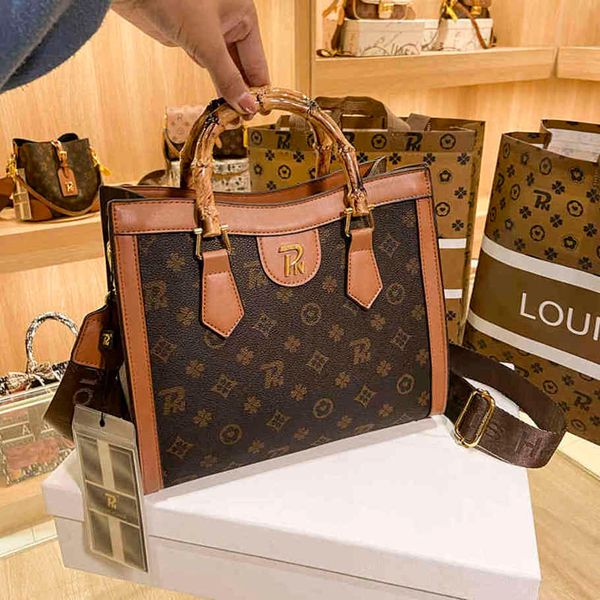 80% off shop clearance high texture light luxury medieval women's new versatile single shoulder bamboo handbag tote messenger bag
80% off shop clearance high texture light luxury medieval women's new versatile single shoulder bamboo handbag tote messenger bag