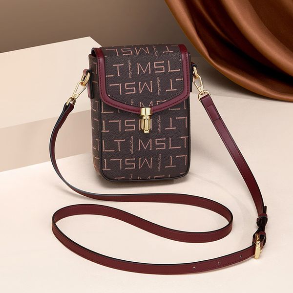 mobile female messenger 2021 new summer mini bag fashion vertical mother mobile phone bag
mobile female messenger 2021 new summer mini bag fashion vertical mother mobile phone bag