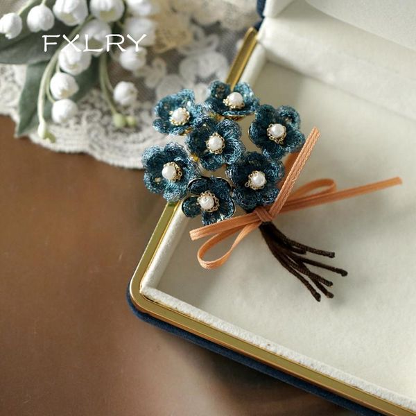 pins, brooches fxlry original design handmade vintage flowers autumn and winter flower brooch coat cardigan corsage, Gray
pins, brooches fxlry original design handmade vintage flowers autumn and winter flower brooch coat cardigan corsage, Gray