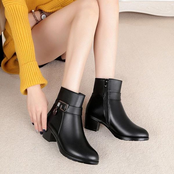 genuine leather women boots 2021 winter thick wool lined snow large size shoes, Black
genuine leather women boots 2021 winter thick wool lined snow large size shoes, Black