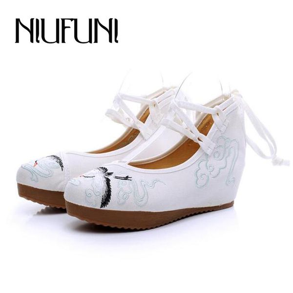spring wedges shoes for women plus size 34-41 animal flower old beijing cloth casual high heels hanfu dress, Black
spring wedges shoes for women plus size 34-41 animal flower old beijing cloth casual high heels hanfu dress, Black