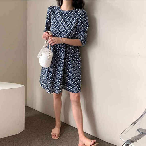 casual dresses woman dress summer vintage robe o-neck loose puff sleeve vestidos mujer 2021 korean embroidery temperament i11z, Black;gray
casual dresses woman dress summer vintage robe o-neck loose puff sleeve vestidos mujer 2021 korean embroidery temperament i11z, Black;gray