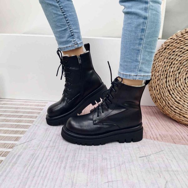 dress shoes qutaa 2022 botas de motocicleta feminina inverno quente mais pelúcia do do pé redondo sapatos couro genuÃno rendas até jvou, Black
dress shoes qutaa 2022 botas de motocicleta feminina inverno quente mais pelúcia do do pé redondo sapatos couro genuÃno rendas até jvou, Black