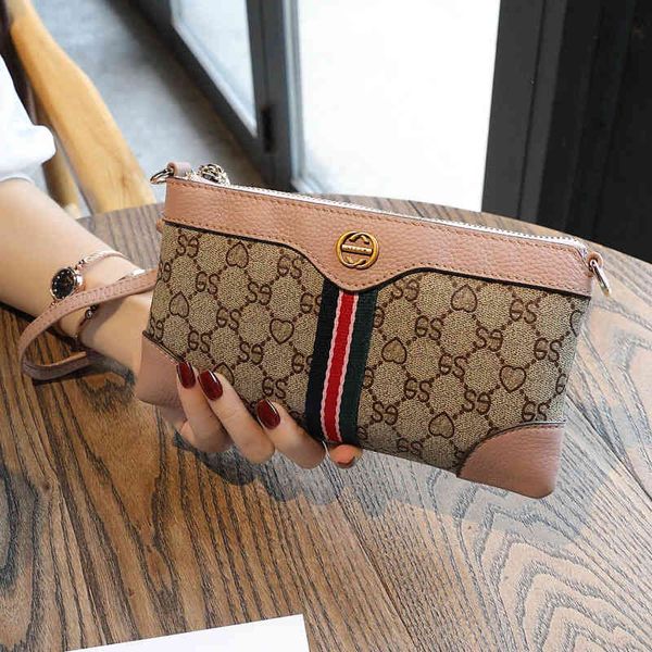 sole by designer handbag women's large capacity new fashion multifunctional hand holding messenger mobile phone soft leather small gras
sole by designer handbag women's large capacity new fashion multifunctional hand holding messenger mobile phone soft leather small gras