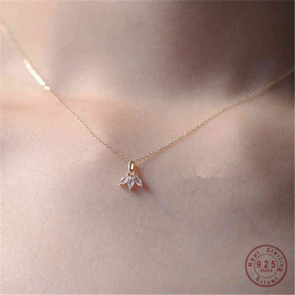 925 sterling silver plating 14k gold inlaid crystal french clover pendant clavicle chain necklace women jewelry accessories
925 sterling silver plating 14k gold inlaid crystal french clover pendant clavicle chain necklace women jewelry accessories