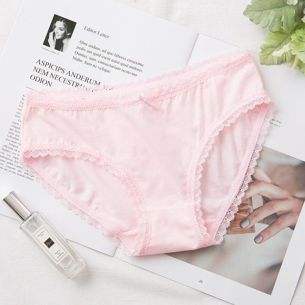 women's panties the solid color fashion lace girls underwear, seamless and comfortable cotton low waist breathable, Black;pink
women's panties the solid color fashion lace girls underwear, seamless and comfortable cotton low waist breathable, Black;pink