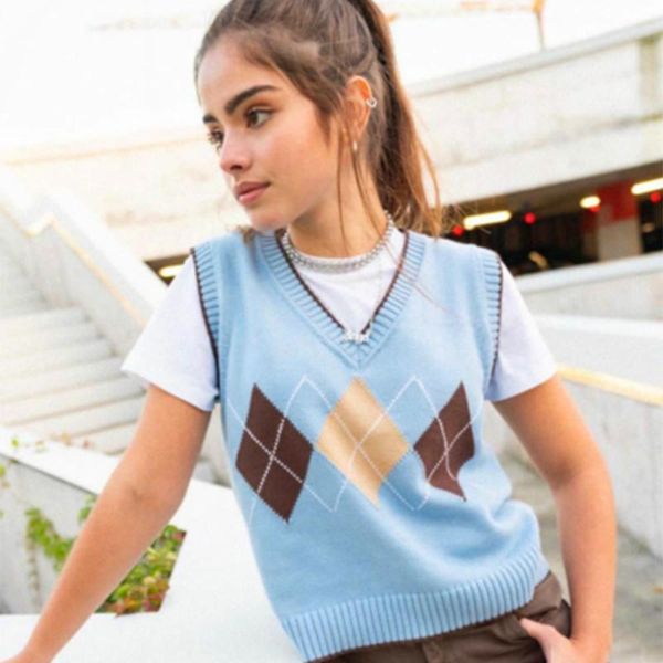 brandy pullovers women 2021 aesthetic casual oversized knitted vest sweater sleeveless side vents female waistcoat chic men's vests, Black;white
brandy pullovers women 2021 aesthetic casual oversized knitted vest sweater sleeveless side vents female waistcoat chic men's vests, Black;white
