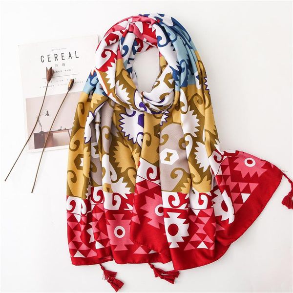 scarves 2021 cotton silk autumn and winter fashion lady quality print beach shawl women's material scarf, Blue;gray
scarves 2021 cotton silk autumn and winter fashion lady quality print beach shawl women's material scarf, Blue;gray