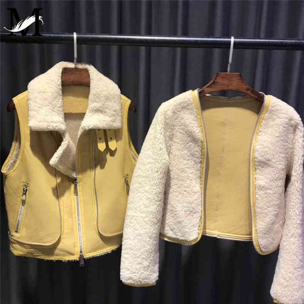 thick winter warm removable zippers real leather coat motorcycle jacket women sheepskin, Black
thick winter warm removable zippers real leather coat motorcycle jacket women sheepskin, Black