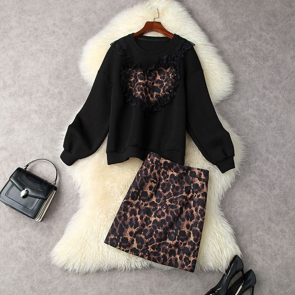 2021 fall autumn long sleeve round neck black panelled heart sweatshirt + high waist leopard print mini short skirt two piece suits 2 pieces, White
2021 fall autumn long sleeve round neck black panelled heart sweatshirt + high waist leopard print mini short skirt two piece suits 2 pieces, White