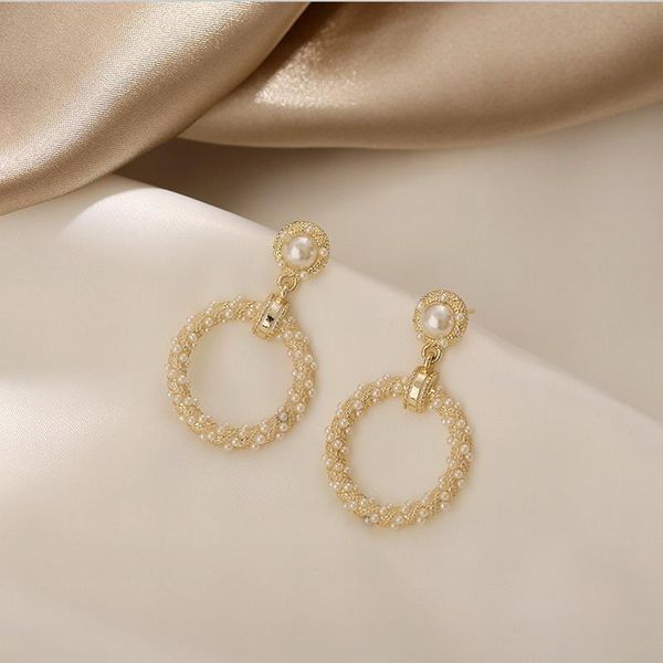 hoop & huggie baroque pearl earrings female korean simple and versatile ring personality temperament celebrity long, Golden;silver
hoop & huggie baroque pearl earrings female korean simple and versatile ring personality temperament celebrity long, Golden;silver