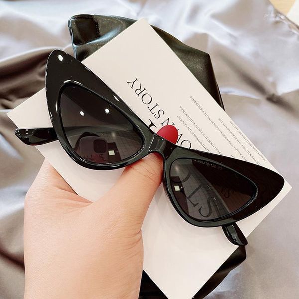 sunglasses cat eye women men green yellow lens uv400 protection girl ladies fashion outdoor eyewear, White;black
sunglasses cat eye women men green yellow lens uv400 protection girl ladies fashion outdoor eyewear, White;black