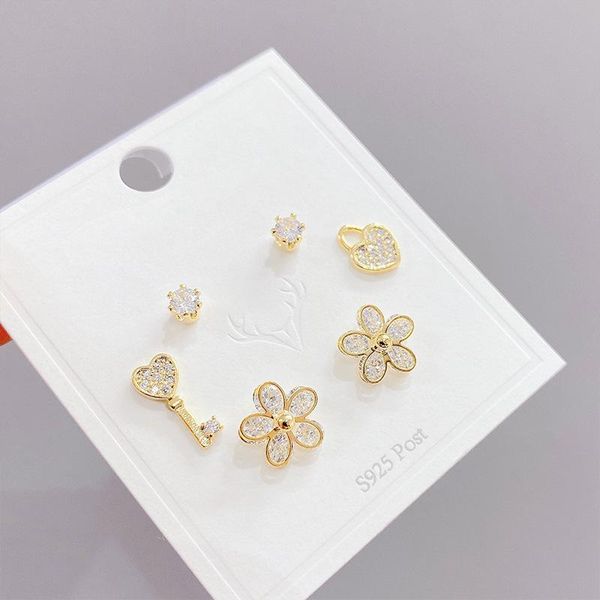 stud 2021 design 6 pcs 14k gold plated flower earrings luxury jewelry cubic zircon heart key, Golden;silver
stud 2021 design 6 pcs 14k gold plated flower earrings luxury jewelry cubic zircon heart key, Golden;silver