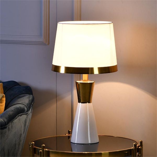 table lamps modern ceramic lamp bedroom bedside for living room decoration luxury retro personality warm wedding
table lamps modern ceramic lamp bedroom bedside for living room decoration luxury retro personality warm wedding