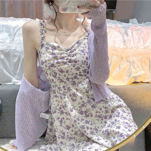 casual dresses floral sundresses for women summer sleeveless strap korean fashion boho beach vintage female v-neck design 2i1, Black;gray
casual dresses floral sundresses for women summer sleeveless strap korean fashion boho beach vintage female v-neck design 2i1, Black;gray