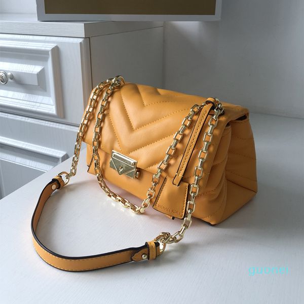 european fashion female square bag luxury pu leather women's designer handbag lock chain shoulder messenger bags 2021
european fashion female square bag luxury pu leather women's designer handbag lock chain shoulder messenger bags 2021