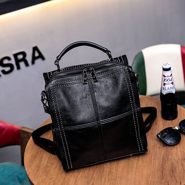 2021sss fashion women's bag calfskin retro luxury portable designer original leather cross zipper
2021sss fashion women's bag calfskin retro luxury portable designer original leather cross zipper