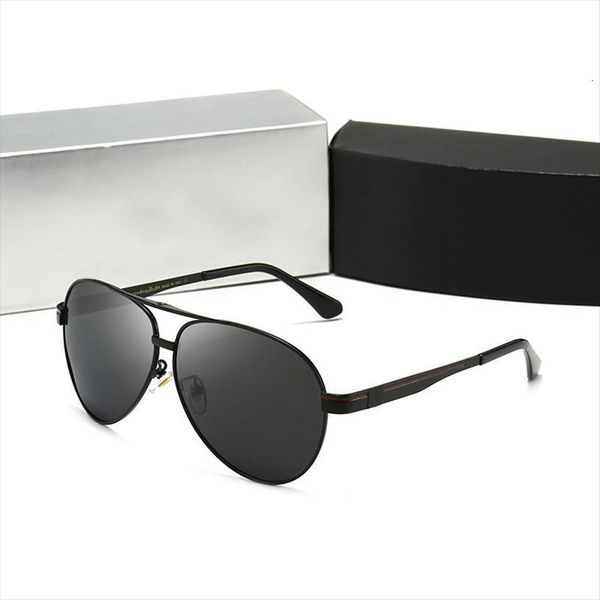 Sunglasses Men Polarized Driving Glasses Uv400 Brand Designer Mercede 737 Pilot Eyewear Metal Alloy Vintage Gafas De Sol Hombre, White;black
Sunglasses Men Polarized Driving Glasses Uv400 Brand Designer Mercede 737 Pilot Eyewear Metal Alloy Vintage Gafas De Sol Hombre, White;black