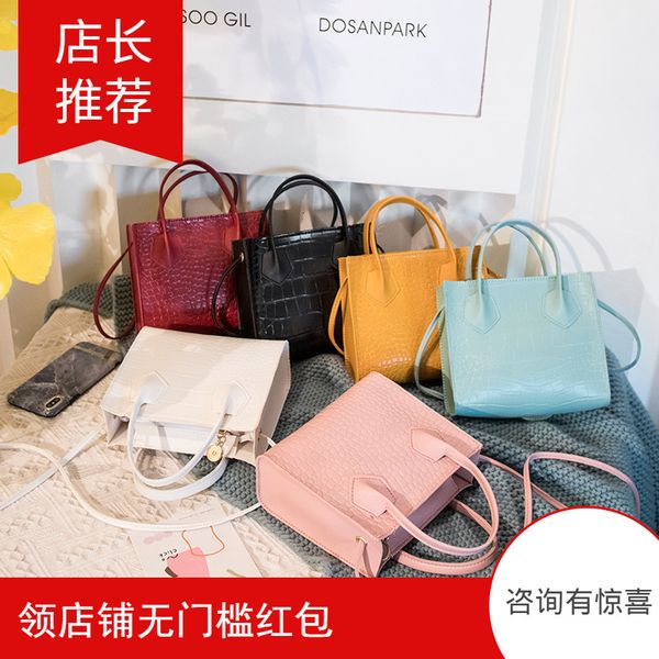 messenger bags messenger bags2021 summer japanese and korean trend crocodile pattern women's portable small square bag
messenger bags messenger bags2021 summer japanese and korean trend crocodile pattern women's portable small square bag