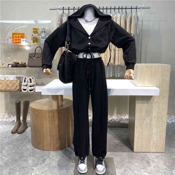 capri niche design pull short string with single pocket hoodie + high waist show skinny bunched pants suit foot, Black;white
capri niche design pull short string with single pocket hoodie + high waist show skinny bunched pants suit foot, Black;white
