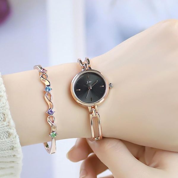 wristwatches simple fashion women's watches minimalist luxury alloy ladies bracelet watch small jewel quartz montre femme, Slivery;brown
wristwatches simple fashion women's watches minimalist luxury alloy ladies bracelet watch small jewel quartz montre femme, Slivery;brown