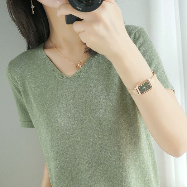 t-shirt 20 summer thin new ice v-neck t-shirt female half sleeve knitted short loose bright silk vest, White
t-shirt 20 summer thin new ice v-neck t-shirt female half sleeve knitted short loose bright silk vest, White