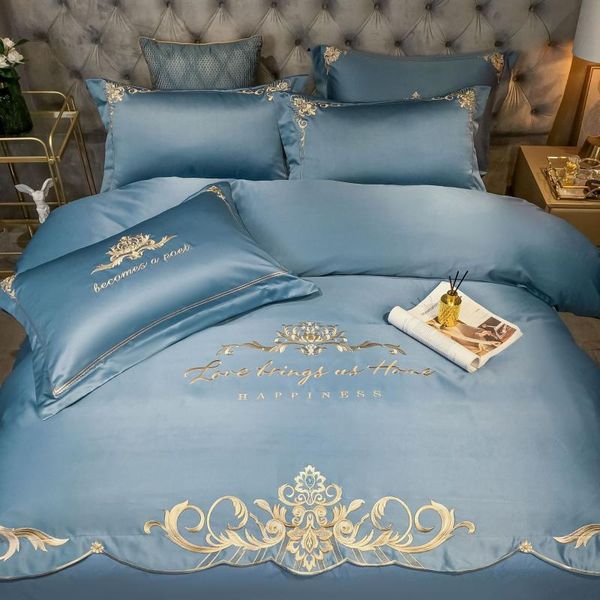 bedding sets four-piece set warmth smooth and soft cotton&polyester high-end light luxury embroidered sheet quilt pillowcases cover
bedding sets four-piece set warmth smooth and soft cotton&polyester high-end light luxury embroidered sheet quilt pillowcases cover