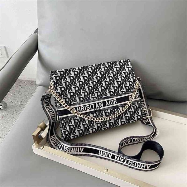 factory shop large bag female fashion net red canvas single shoulder messenger versatile large capacity portable tote bag
factory shop large bag female fashion net red canvas single shoulder messenger versatile large capacity portable tote bag