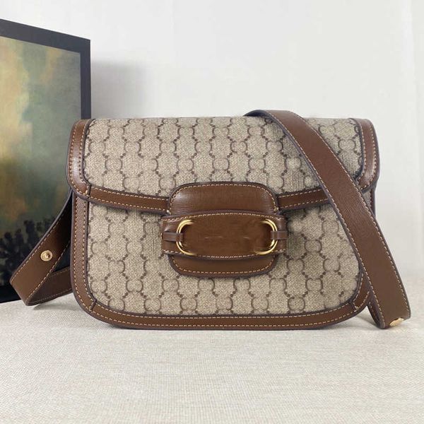 designer luxury bag retro saddle bag women handbag genuine leather fashion letter insert buckle shoulder messenger bags women's leather, Red;black
designer luxury bag retro saddle bag women handbag genuine leather fashion letter insert buckle shoulder messenger bags women's leather, Red;black