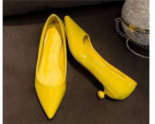 dress shoes 2021 spring and autumn with style fashion middle heel fine pointed end women's, Black
dress shoes 2021 spring and autumn with style fashion middle heel fine pointed end women's, Black