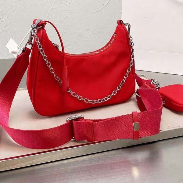 shoulder luxurys designers women chest pack lady chains handbags presbyopic purse messenger backpack nylon bag
shoulder luxurys designers women chest pack lady chains handbags presbyopic purse messenger backpack nylon bag