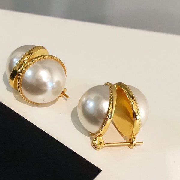 2021 trend jewelry double sided round pearl 18k gold earrings for women famous brand designer runway party goth boho, Golden
2021 trend jewelry double sided round pearl 18k gold earrings for women famous brand designer runway party goth boho, Golden